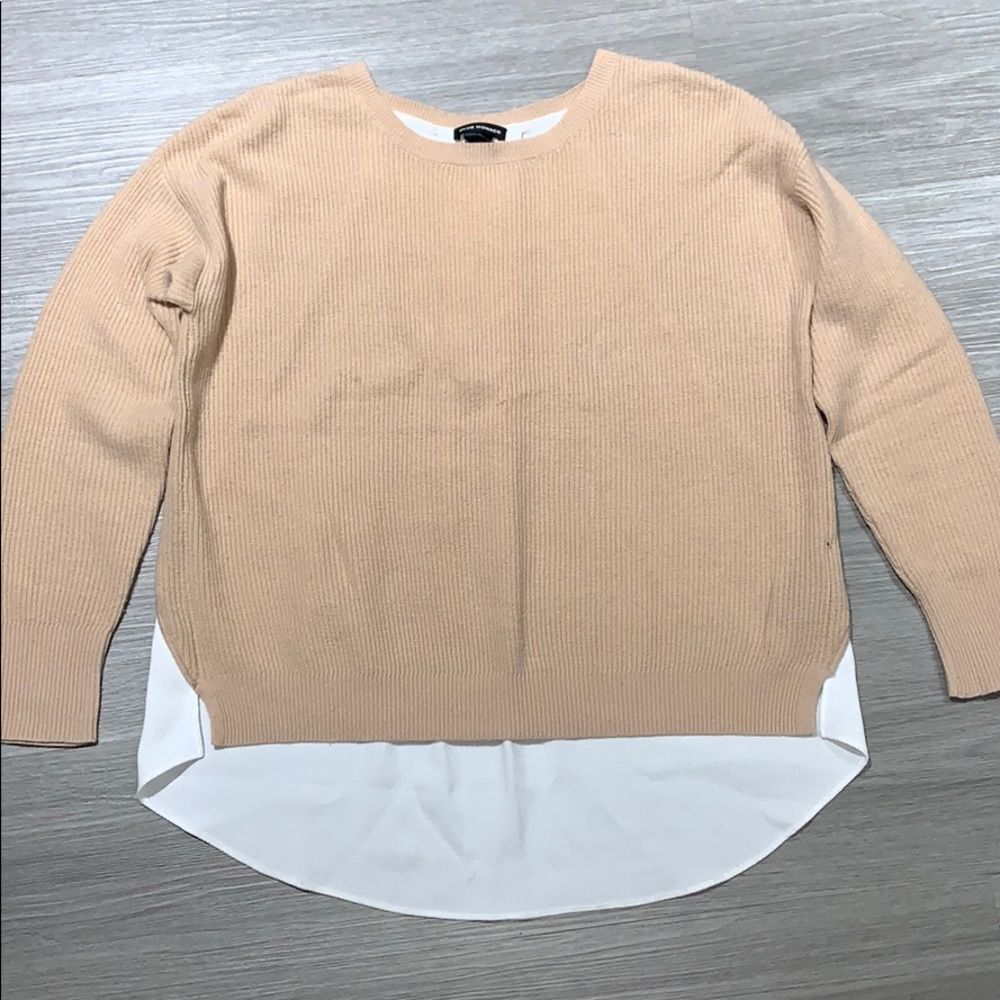 Club Monaco peach knit